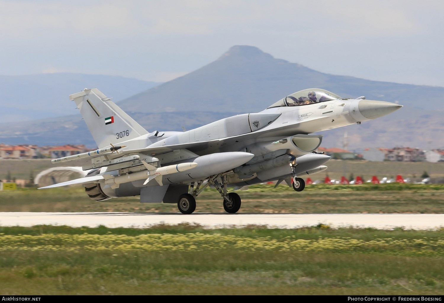 Aircraft Photo of 3076 | Lockheed Martin F-16E Desert Falcon | United Arab Emirates - Air Force | AirHistory.net #862742