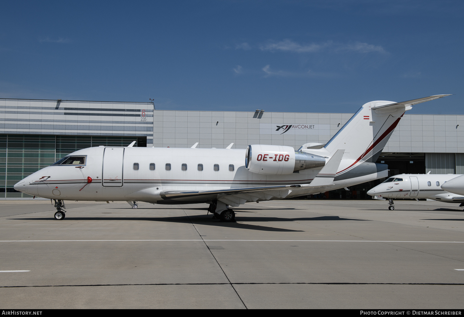 Aircraft Photo of OE-IDG | Bombardier Challenger 604 (CL-600-2B16) | AirHistory.net #862922
