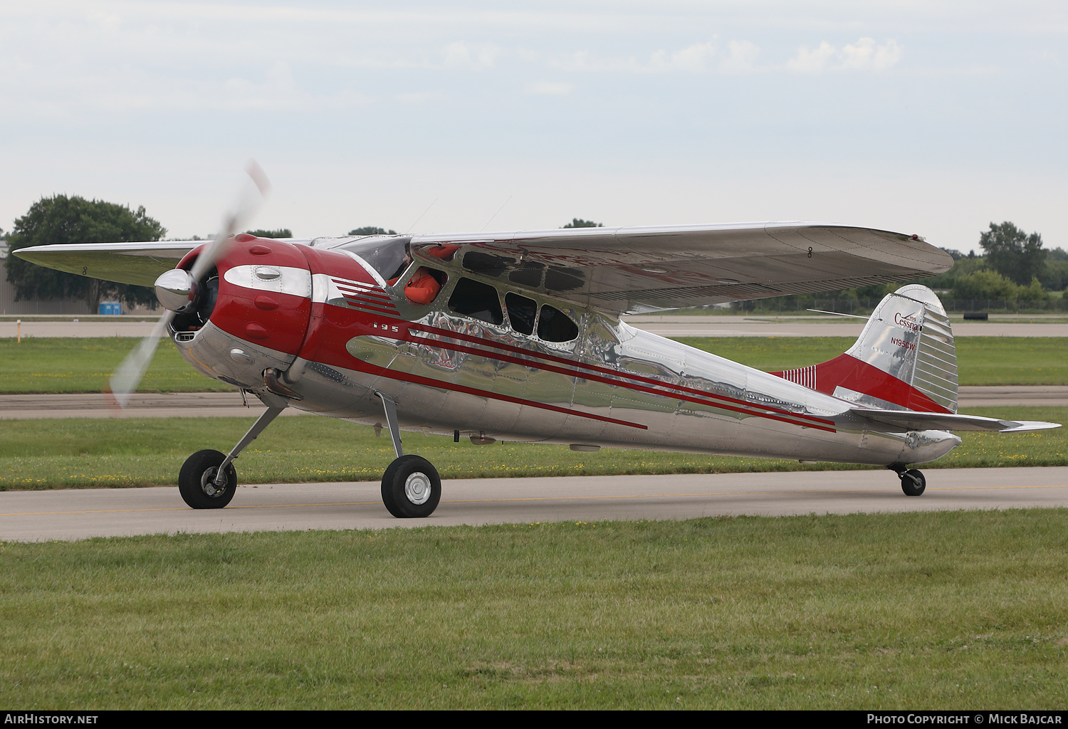 Aircraft Photo of N195CW | Cessna 195B | AirHistory.net #863191