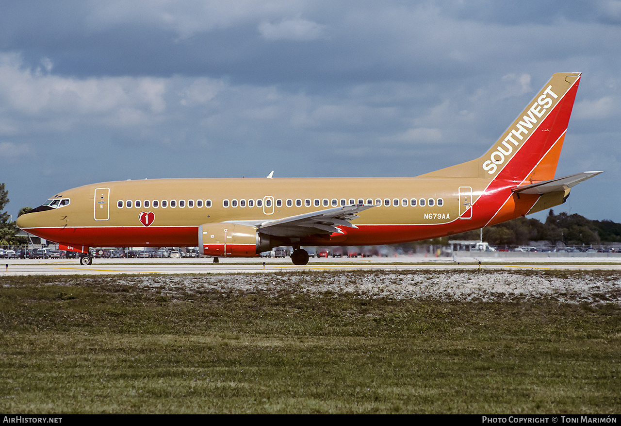 Aircraft Photo of N679AA | Boeing 737-3A4 | Southwest Airlines | AirHistory.net #863364