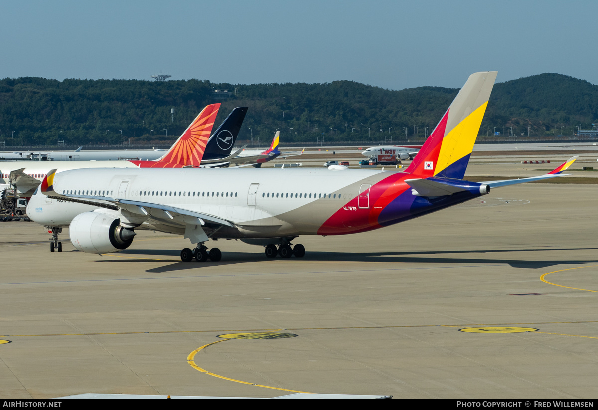 Aircraft Photo of HL7579 | Airbus A350-941 | Asiana Airlines | AirHistory.net #863398
