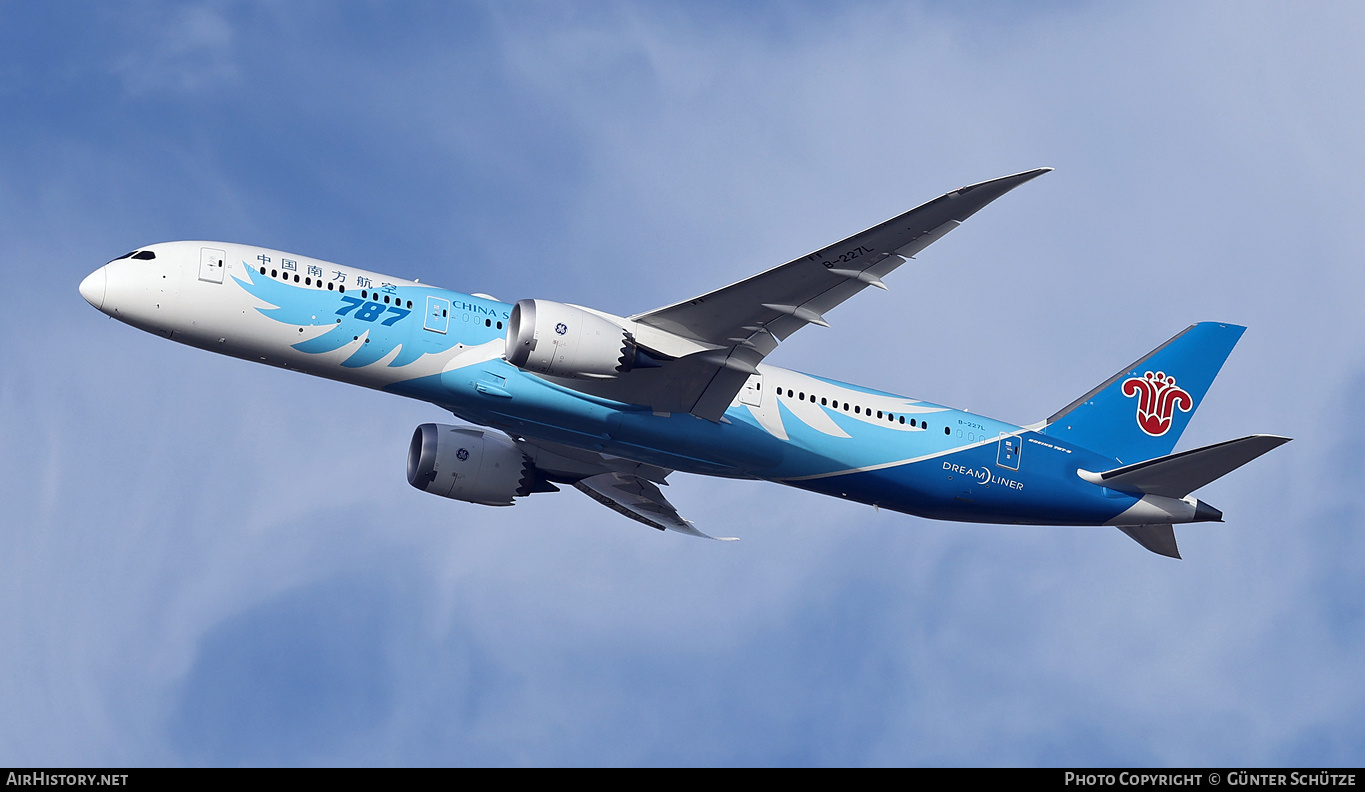 Aircraft Photo of B-227L | Boeing 787-9 Dreamliner | China Southern Airlines | AirHistory.net #864082