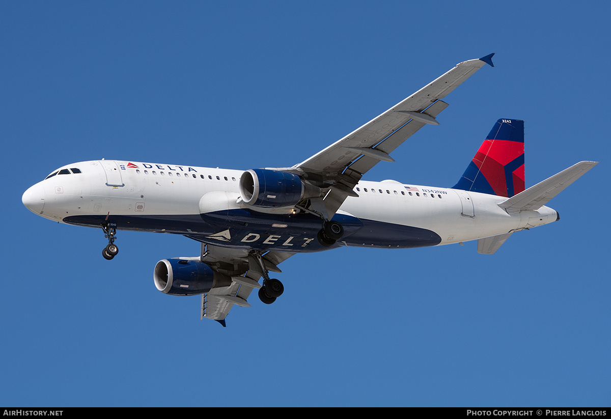 Aircraft Photo of N342NW | Airbus A320-212 | Delta Air Lines | AirHistory.net #864087