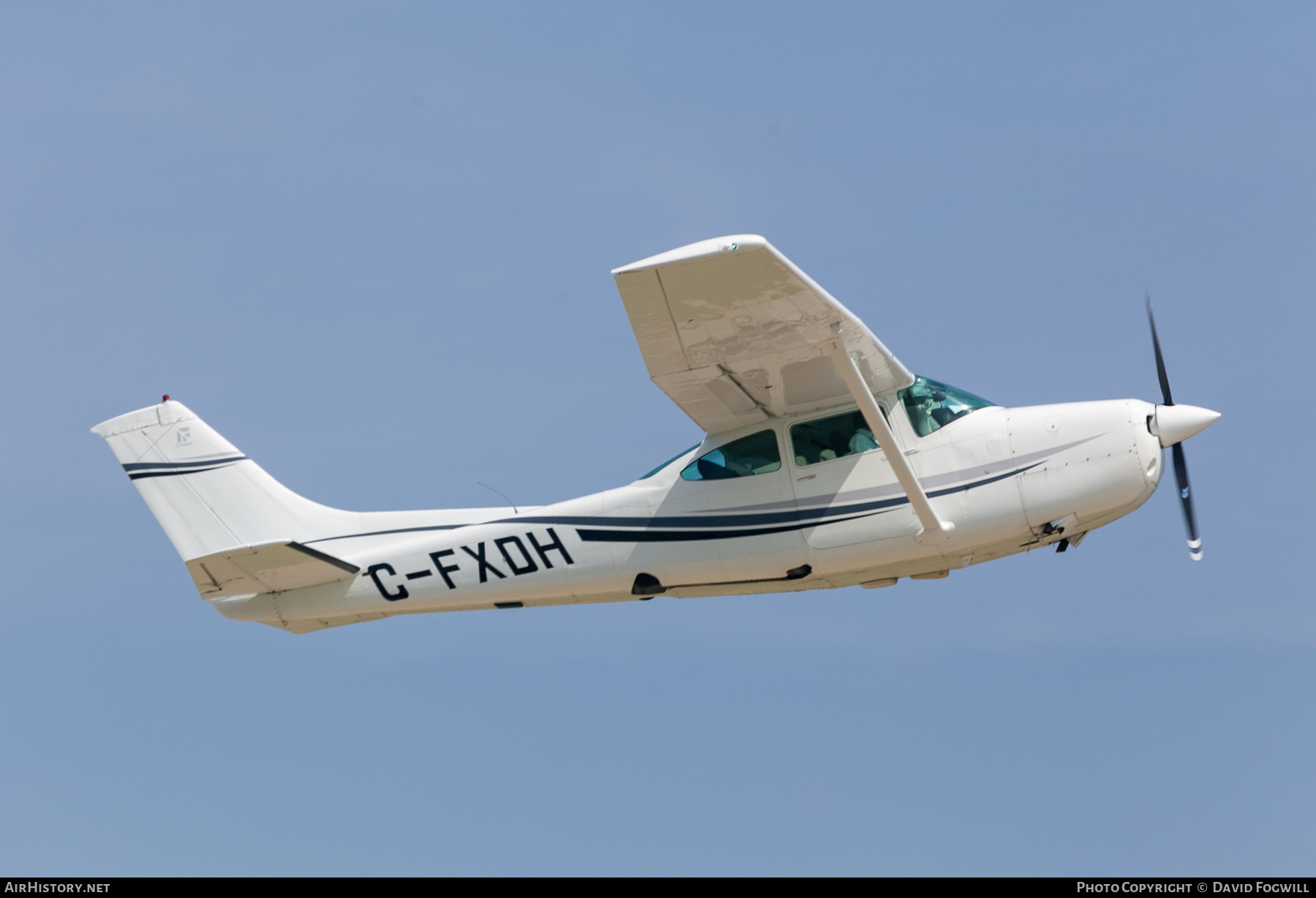 Aircraft Photo of C-FXDH | Cessna R182 Skylane RG | AirHistory.net #864693