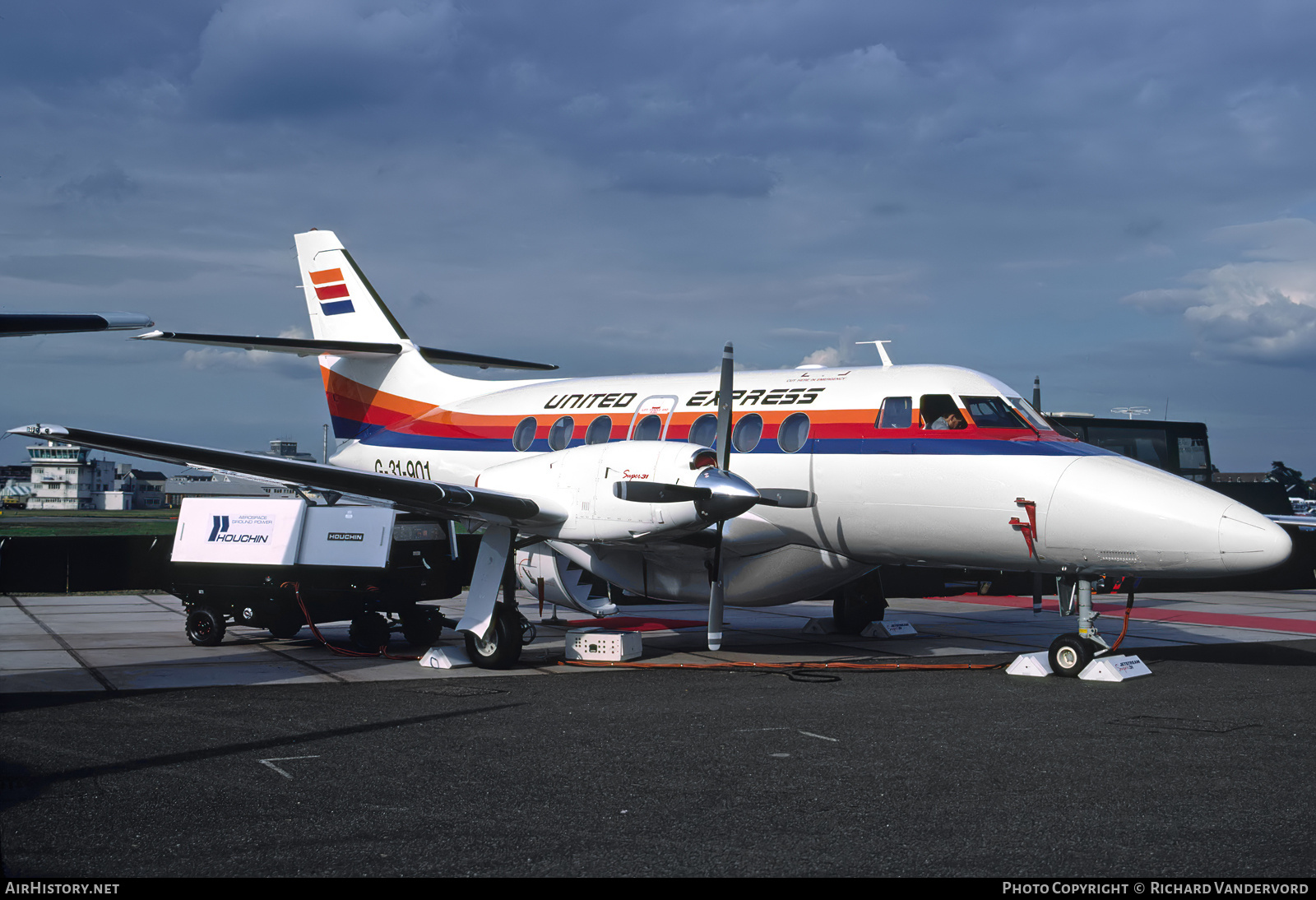 Aircraft Photo of G-31-901 | British Aerospace BAe-3201 Jetstream Super 31 | United Express | AirHistory.net #865075