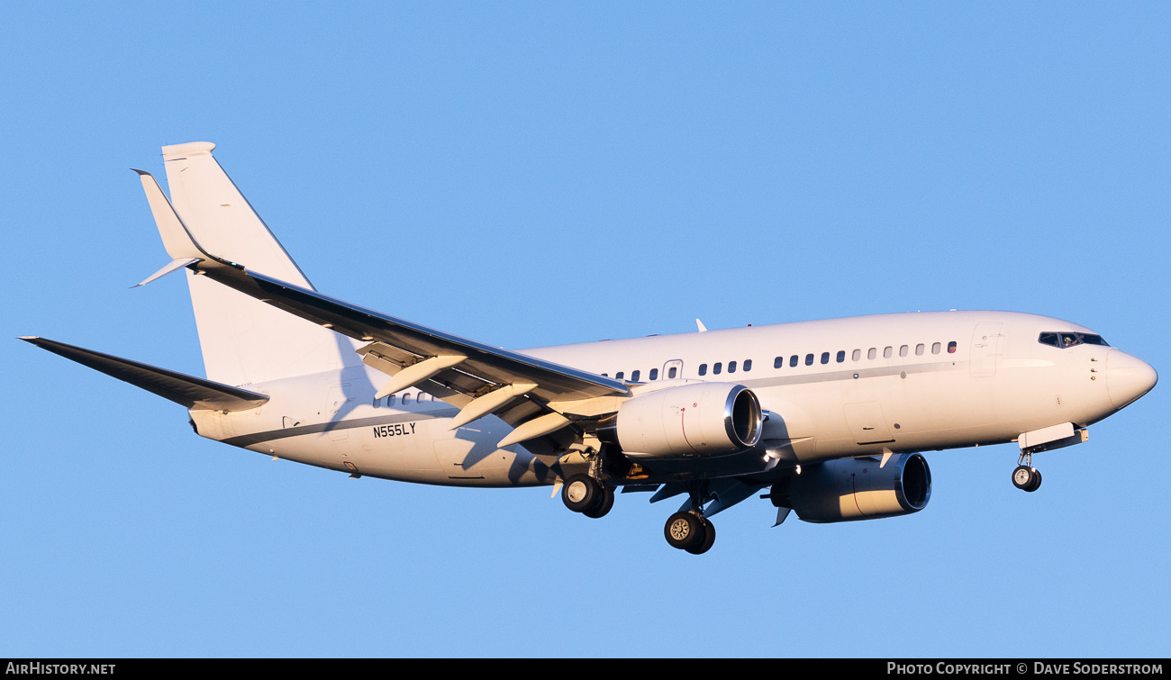 Aircraft Photo of N555LY | Boeing 737-7E1 | AirHistory.net #865536