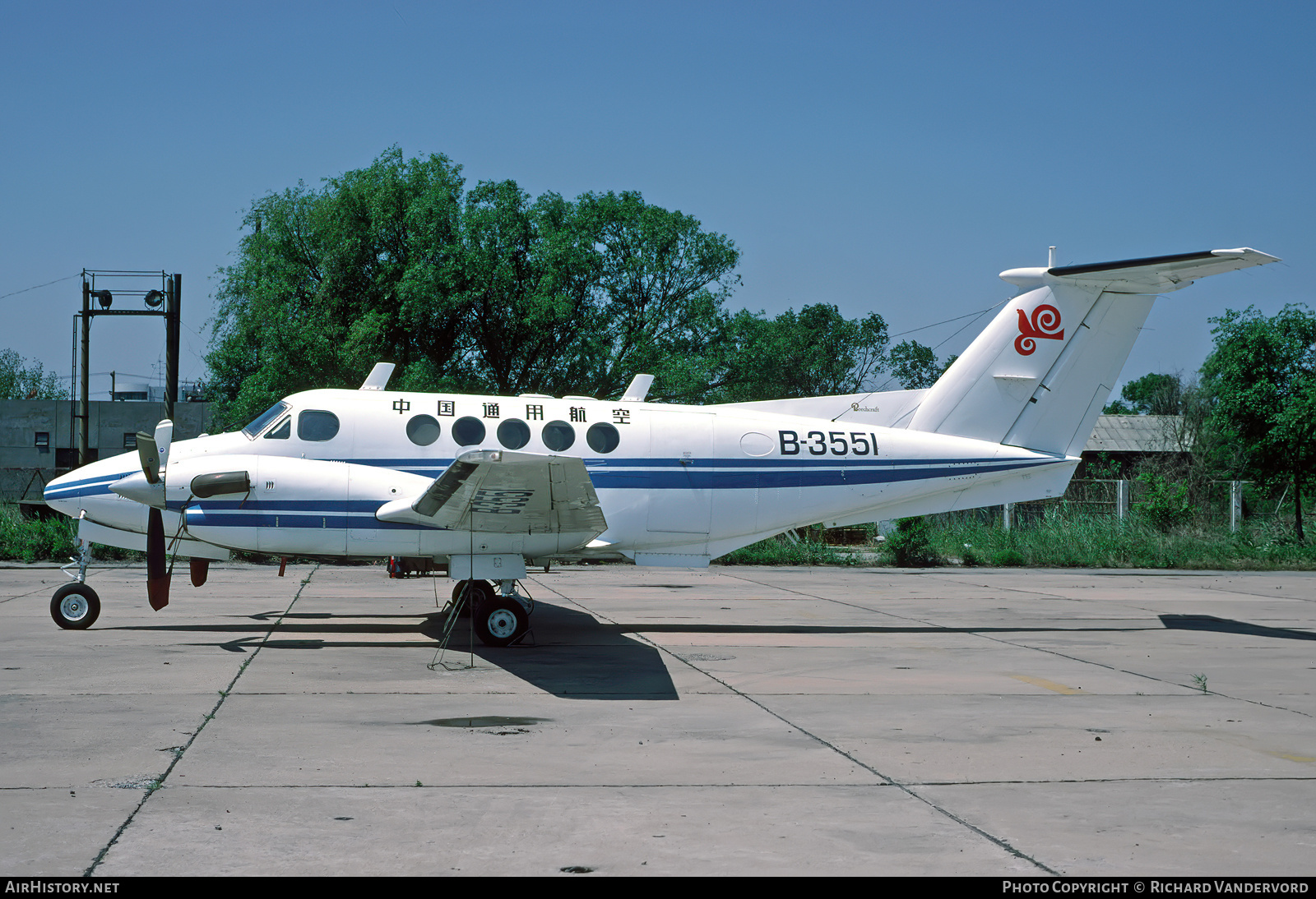 Aircraft Photo of B-3551 | Beech B200 Super King Air | China General Aviation | AirHistory.net #867206