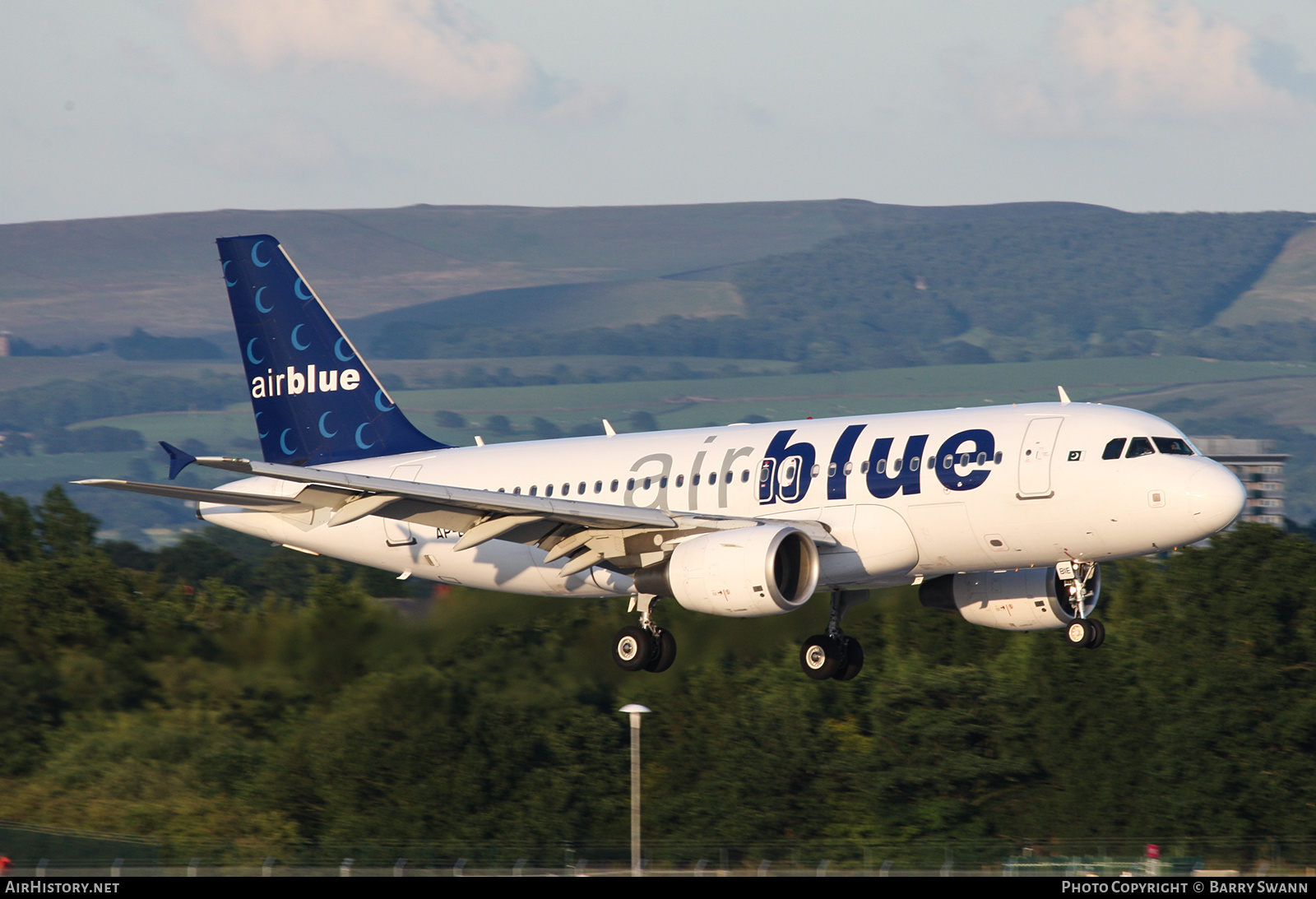 Aircraft Photo of AP-BIE | Airbus A319-112 | Airblue | AirHistory.net #868219