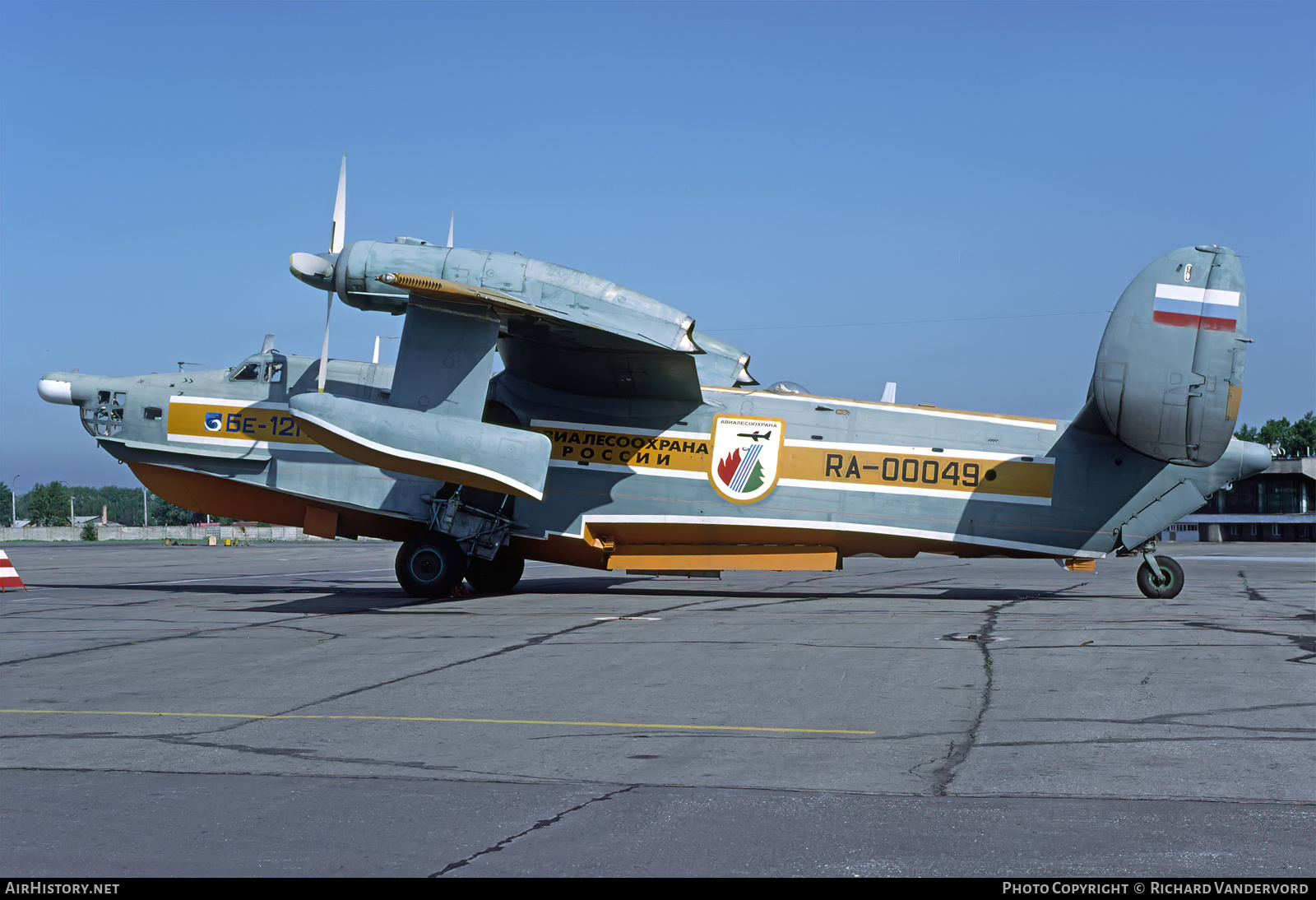Aircraft Photo of RA-00049 | Beriev Be-12P Chaika | Avialesookhrana | AirHistory.net #868371