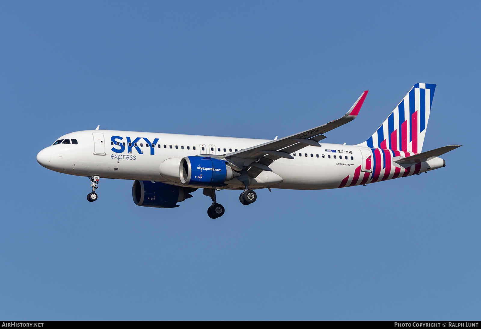 Aircraft Photo of SX-IOB | Airbus A320-251N | Sky Express | AirHistory.net #868931