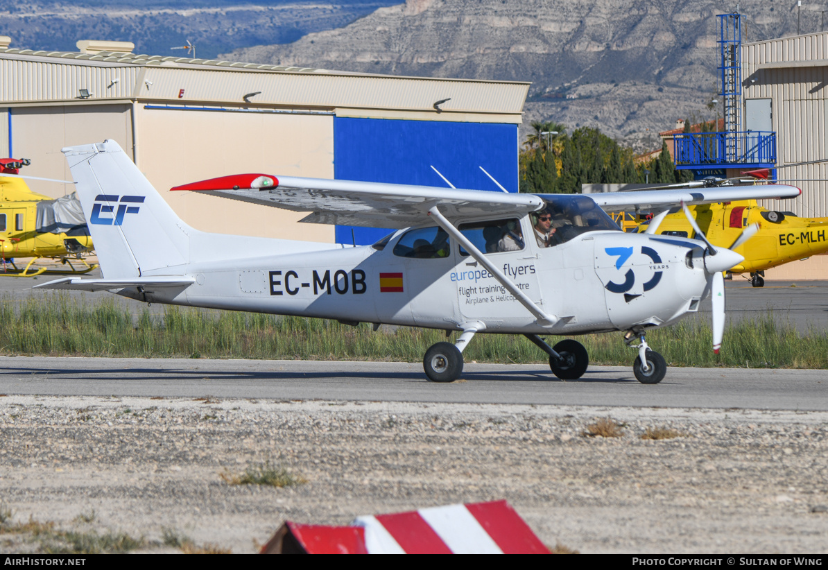 Aircraft Photo of EC-MOB | Cessna 172S Skyhawk | European Flyers | AirHistory.net #868965
