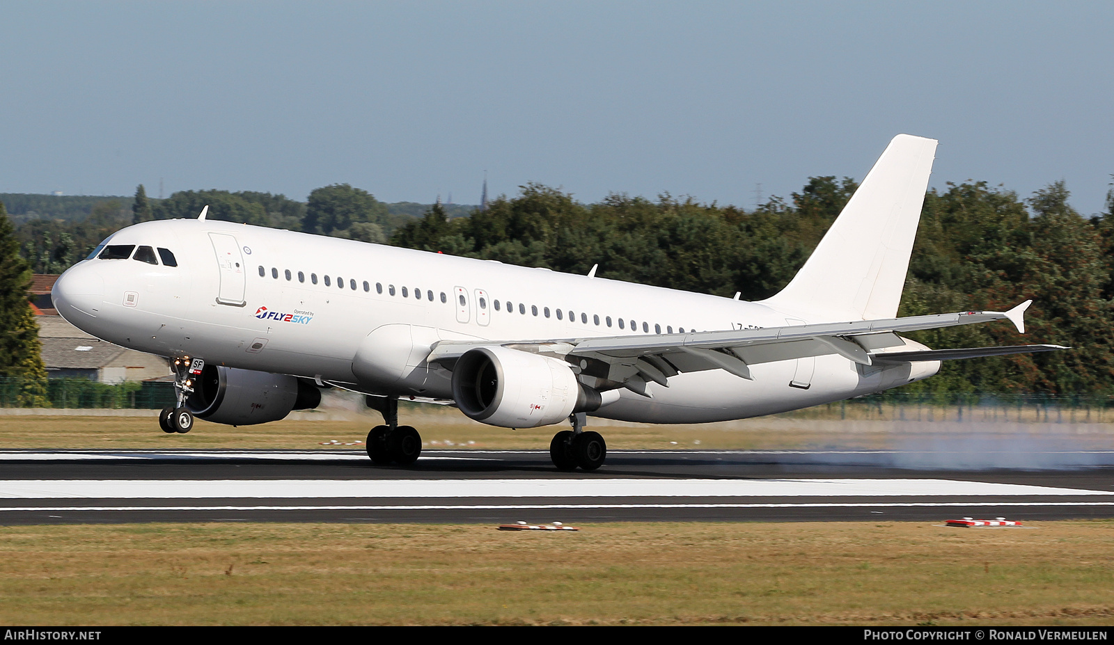 Aircraft Photo of LZ-FSF | Airbus A320-214 | Fly2Sky | AirHistory.net #869074