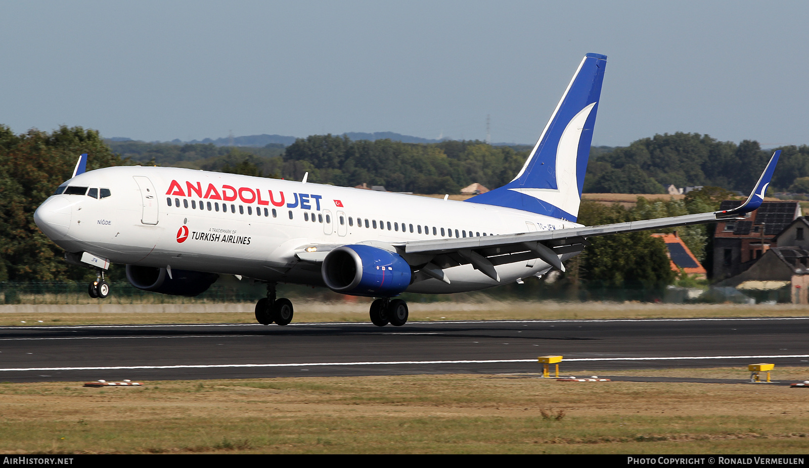 Aircraft Photo of TC-JFM | Boeing 737-8F2 | AnadoluJet | AirHistory.net #869112