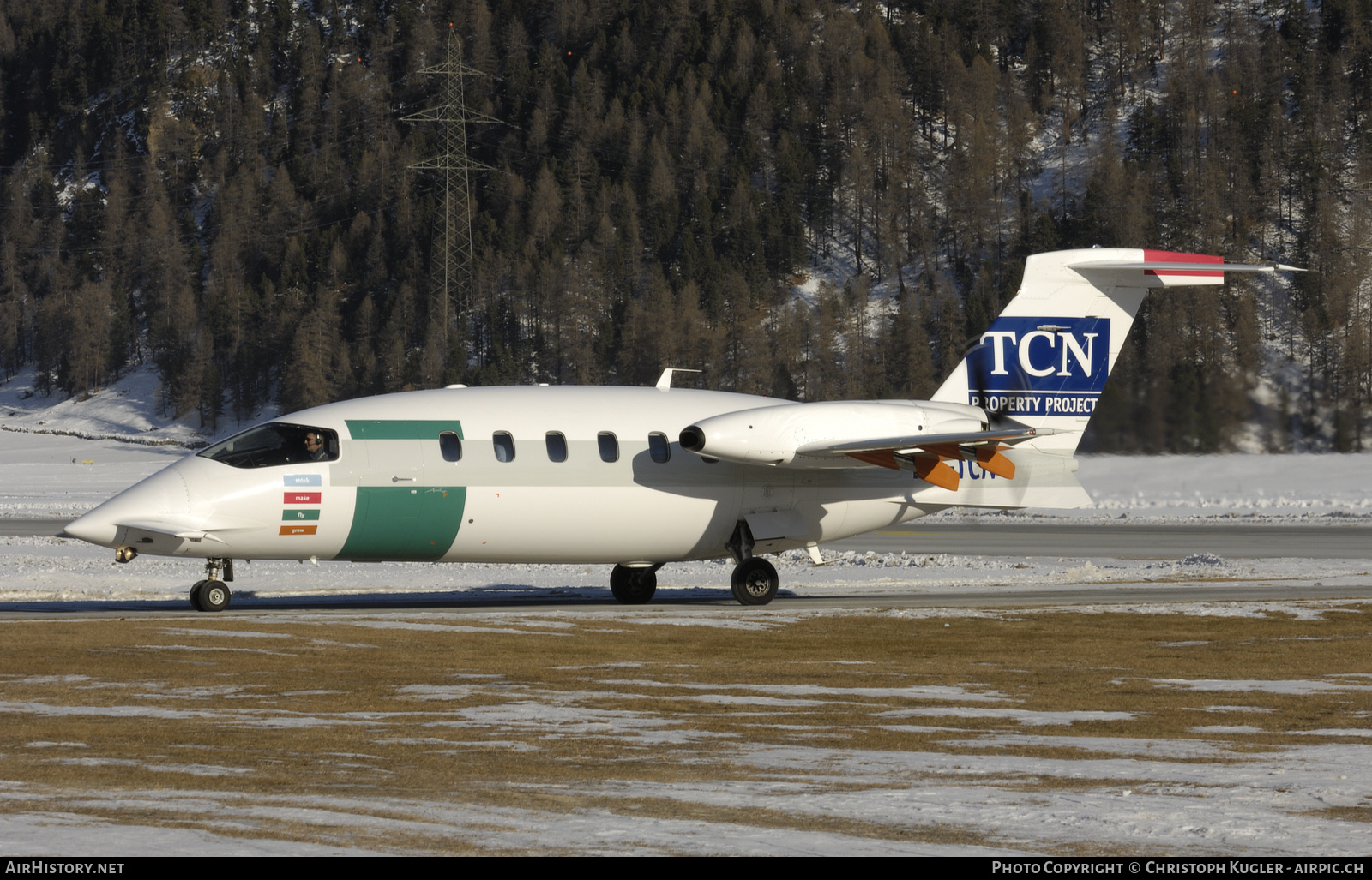 Aircraft Photo of PH-TCN | Piaggio P-180 Avanti | TCN Property Project - Trammel Crow Netherlands | AirHistory.net #869157