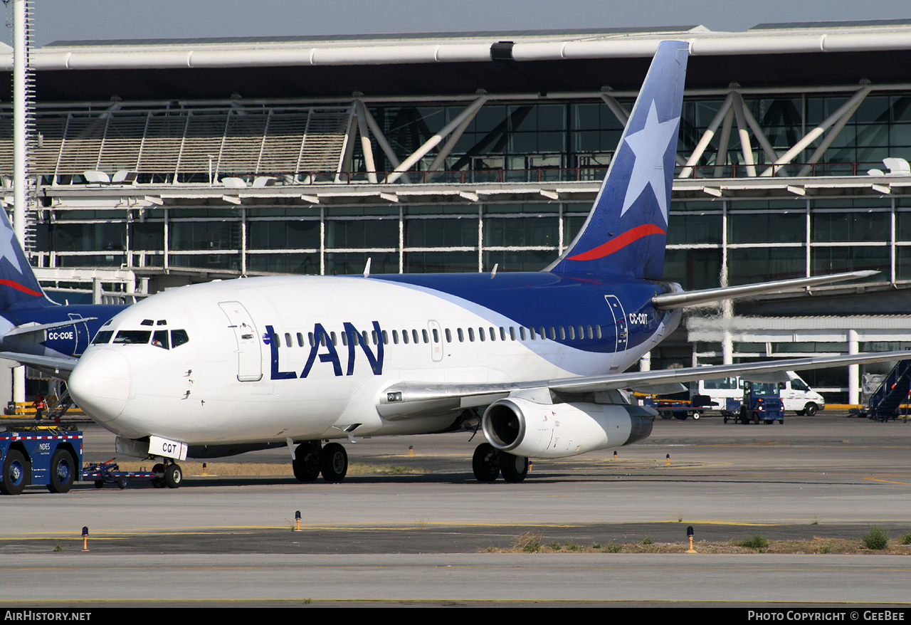 Aircraft Photo of CC-CQT | Boeing 737-230/Adv | LAN Chile - Línea Aérea Nacional | AirHistory.net #869167