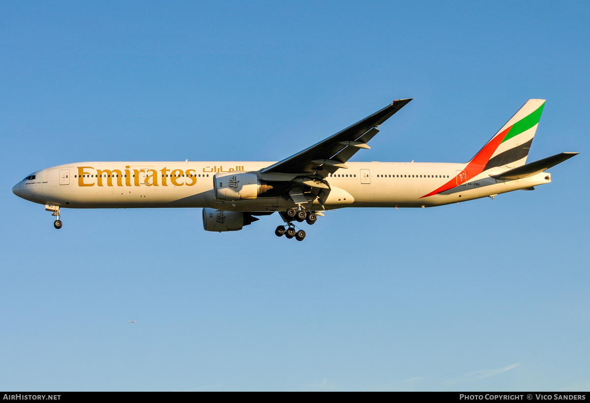 Aircraft Photo of A6-EMU | Boeing 777-31H | Emirates | AirHistory.net #869454