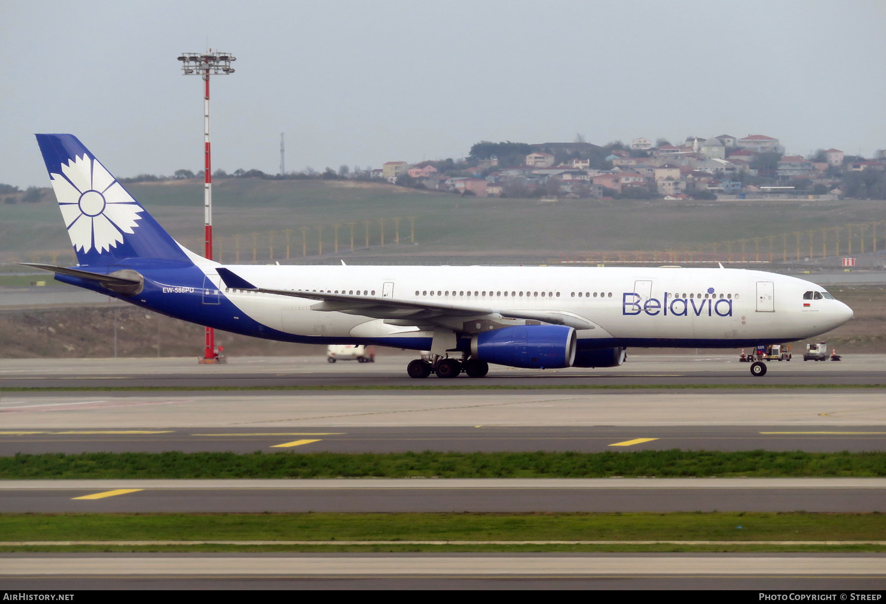 Aircraft Photo of EW-588PD | Airbus A330-243 | Belavia | AirHistory.net #869632