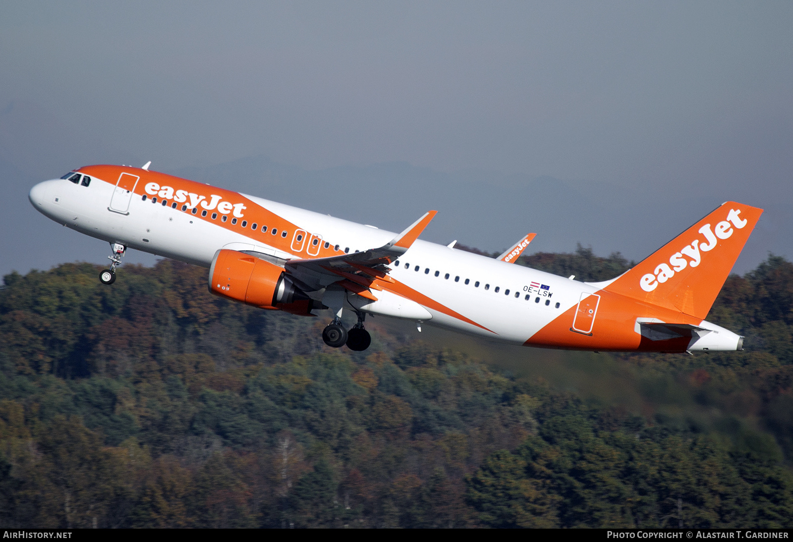 Aircraft Photo of OE-LSW | Airbus A320-251N | EasyJet | AirHistory.net #869694