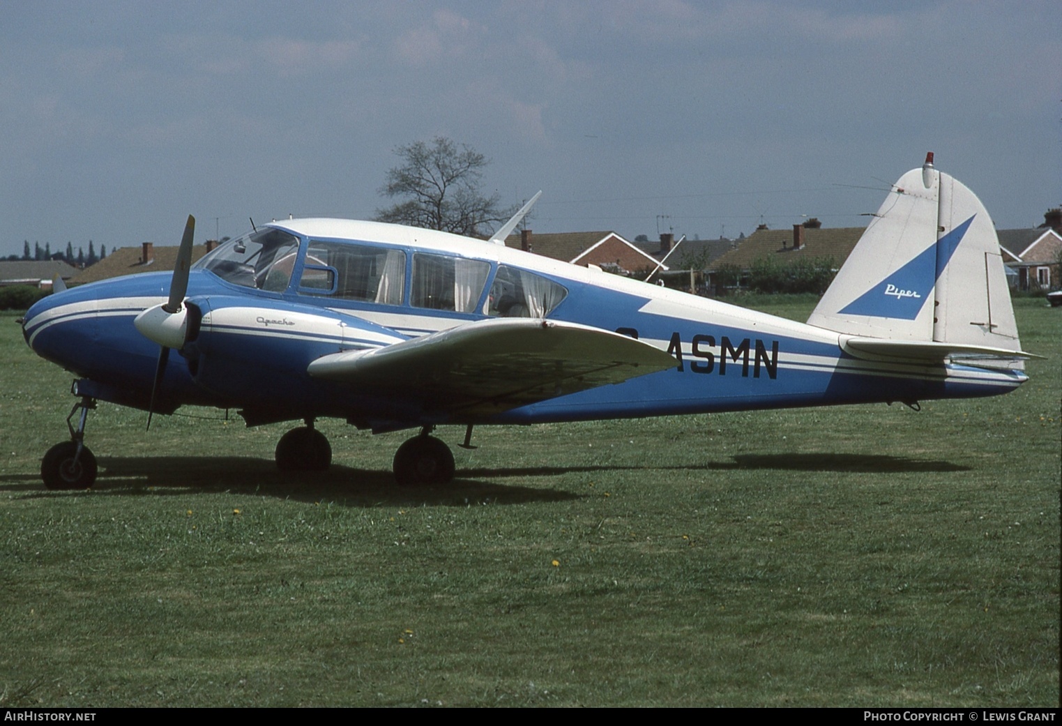 Aircraft Photo of G-ASMN | Piper PA-23-160 Apache | AirHistory.net #869756