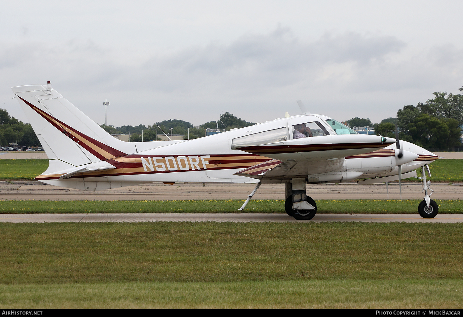 Aircraft Photo of N500RF | Cessna 310P | AirHistory.net #869758