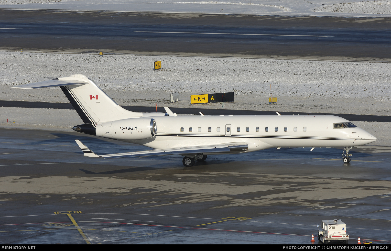 Aircraft Photo of C-GBLX | Bombardier Global Express (BD-700-1A10) | AirHistory.net #869818