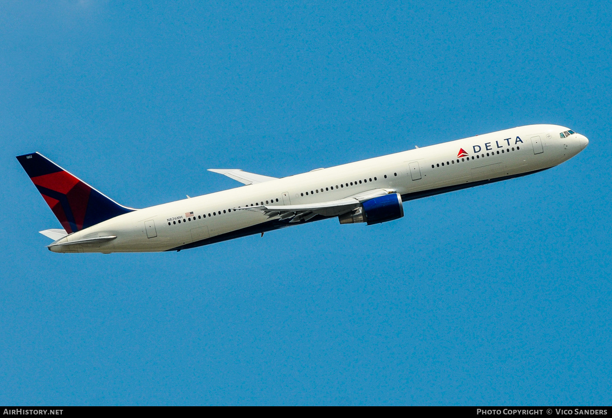 Aircraft Photo of N826MH | Boeing 767-432/ER | Delta Air Lines | AirHistory.net #869826