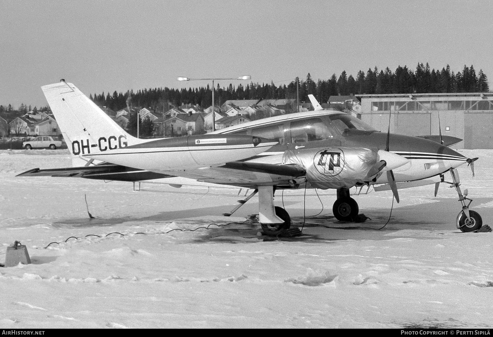 Aircraft Photo of OH-CCG | Cessna 320E Executive Skyknight | Tampereen Lentopalvelu | AirHistory.net #869884
