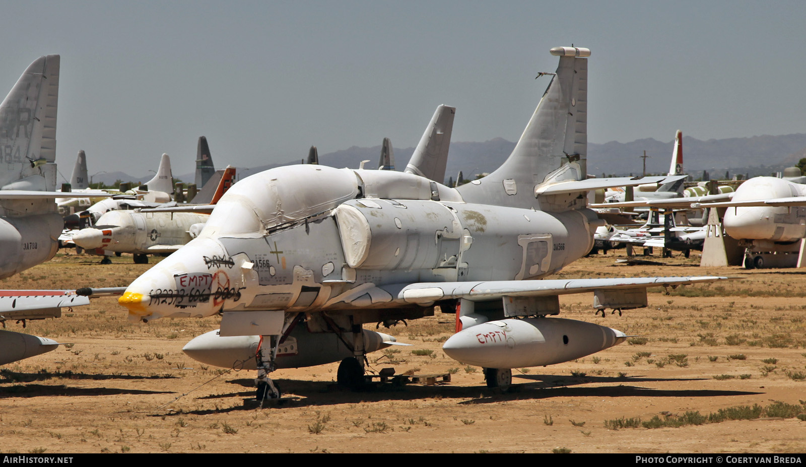 Aircraft Photo of 153529 / 3529 | Douglas OA-4M Skyhawk | USA - Marines | AirHistory.net #870043
