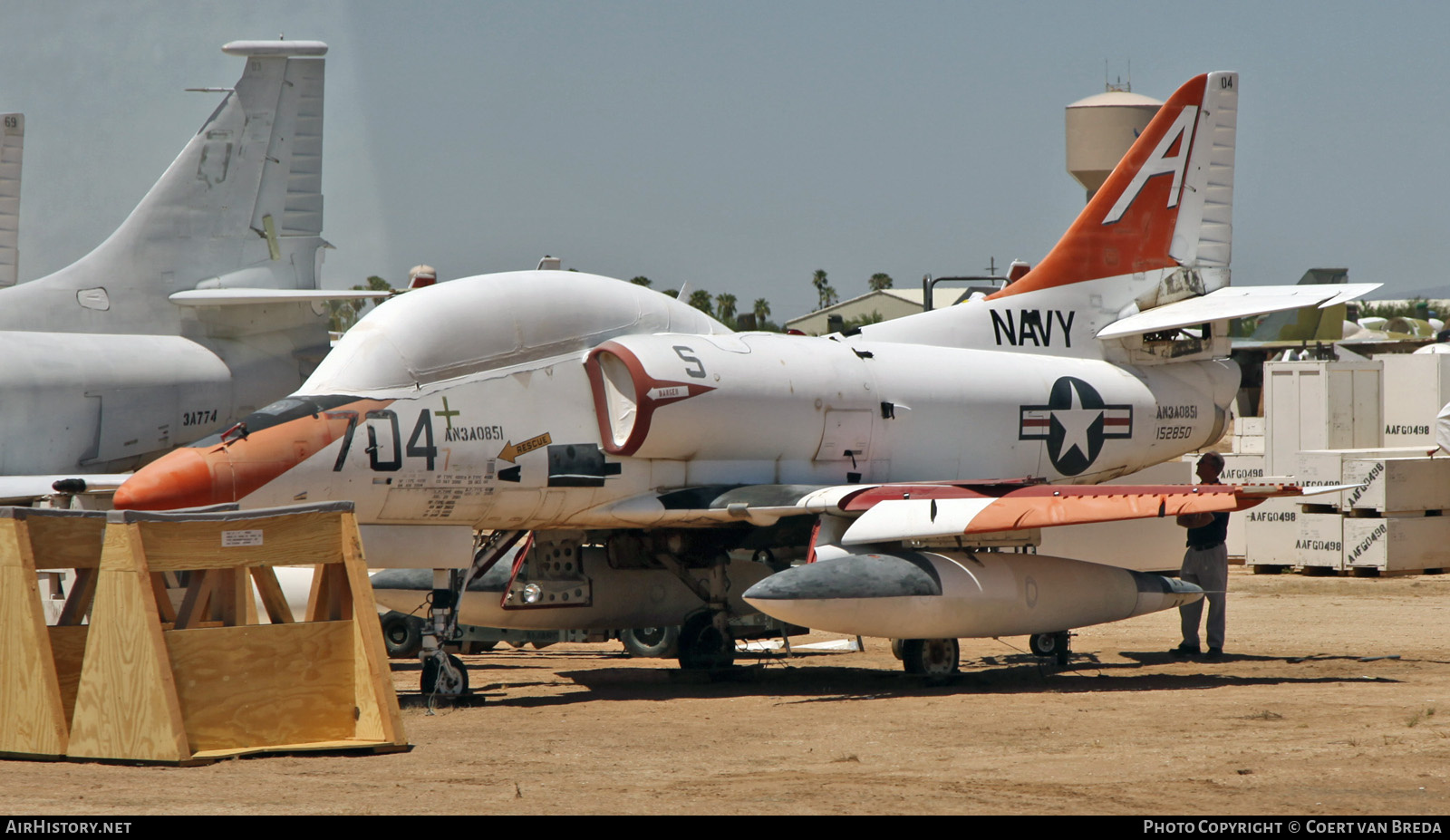 Aircraft Photo of 152850 | Douglas TA-4J Skyhawk | USA - Navy | AirHistory.net #870062
