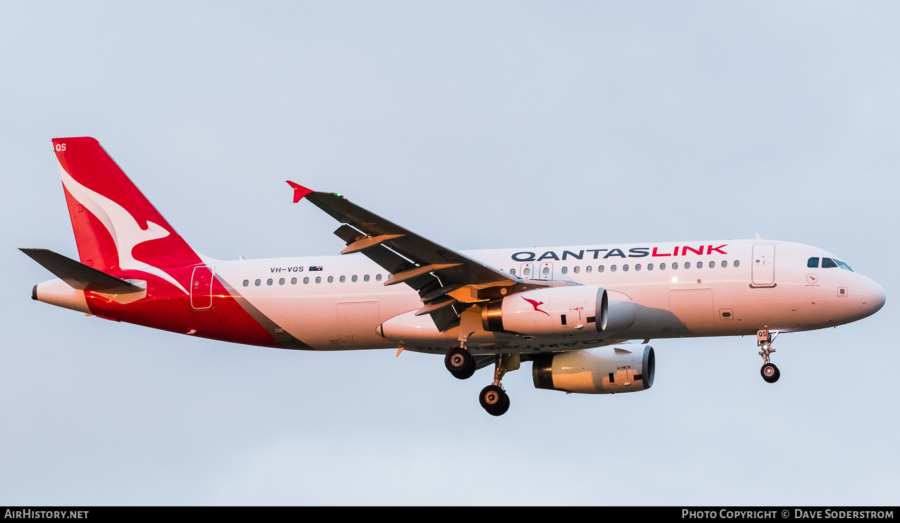 Aircraft Photo of VH-VQS | Airbus A320-232 | QantasLink | AirHistory.net #870113
