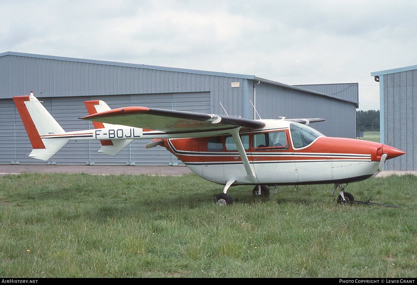 Aircraft Photo of F-BOJL | Cessna 337B Super Skymaster | AirHistory.net #870198