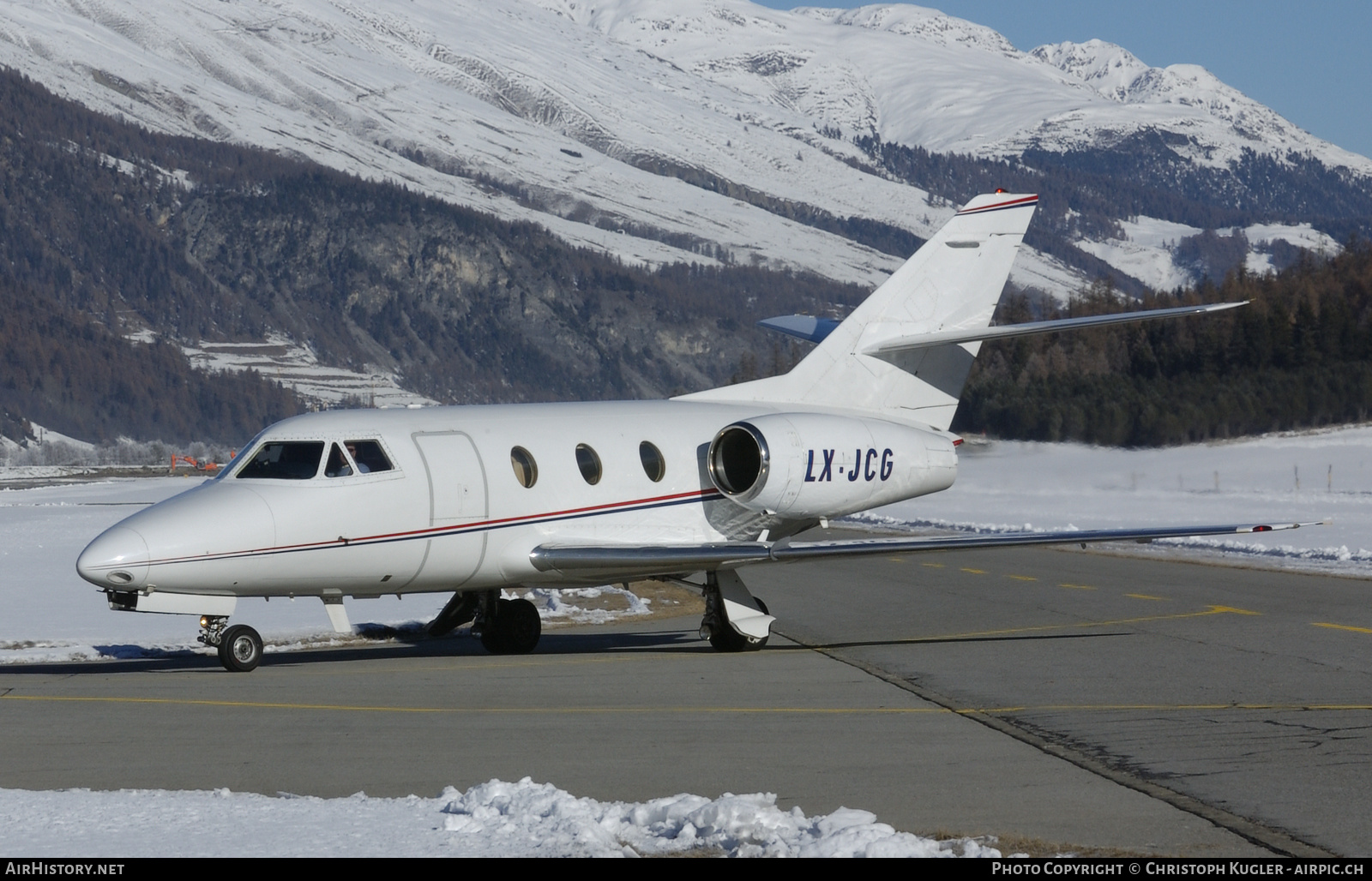 Aircraft Photo of LX-JCG | Dassault Falcon 10 | AirHistory.net #870264