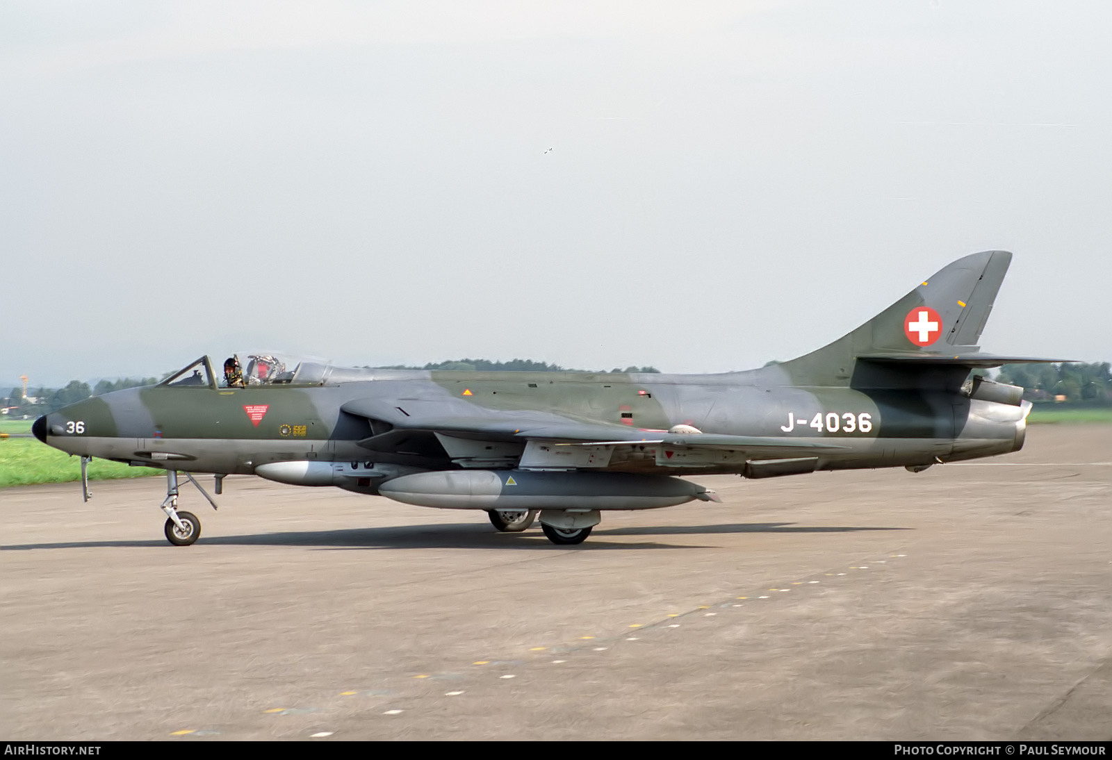 Aircraft Photo of J-4036 | Hawker Hunter F58 | Switzerland - Air Force | AirHistory.net #870271