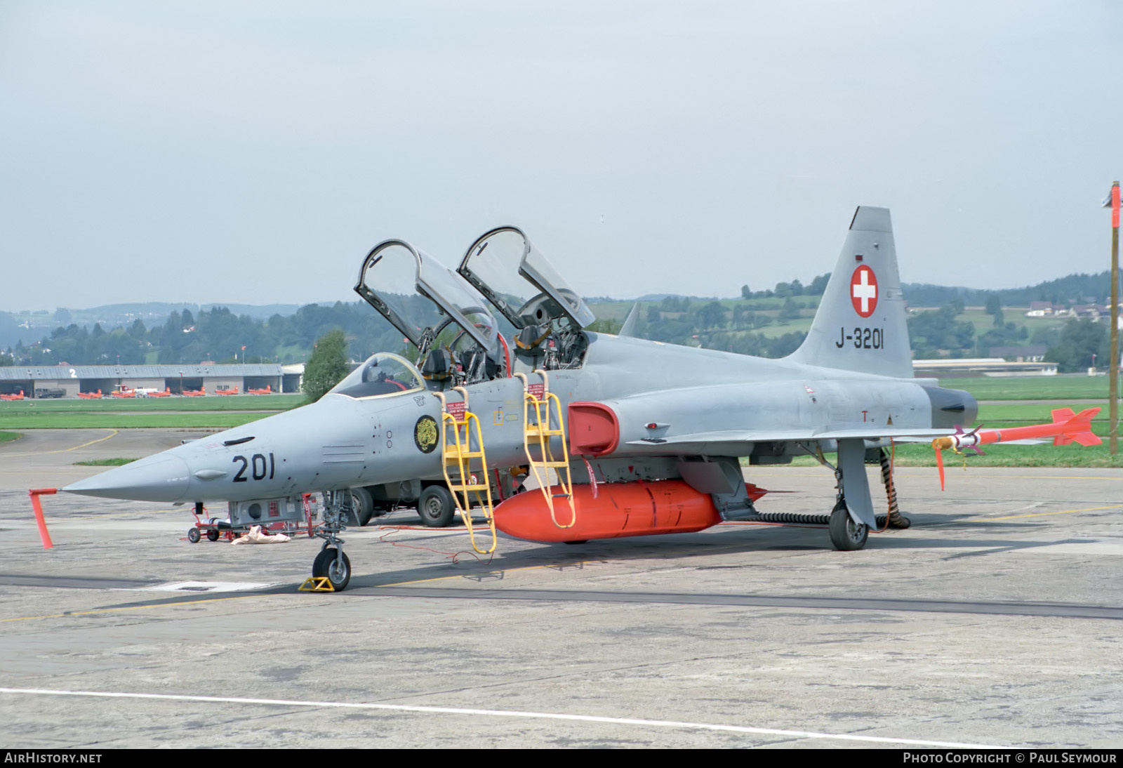 Aircraft Photo of J-3201 | Northrop F-5F Tiger II | Switzerland - Air Force | AirHistory.net #870349