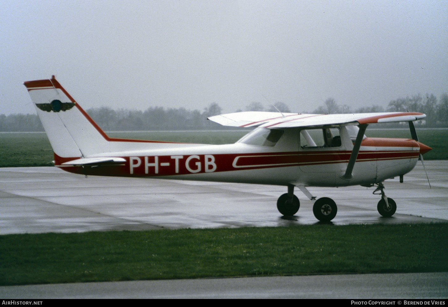 Aircraft Photo of PH-TGB | Reims F152 II | NNAC - Noord-Nederlandse Aero Club | AirHistory.net #870357