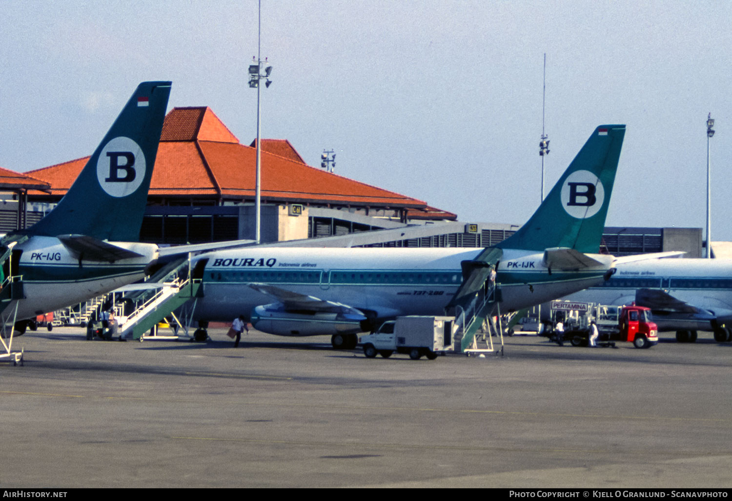 Aircraft Photo of PK-IJK | Boeing 737-230/Adv | Bouraq Indonesia Airlines | AirHistory.net #870486