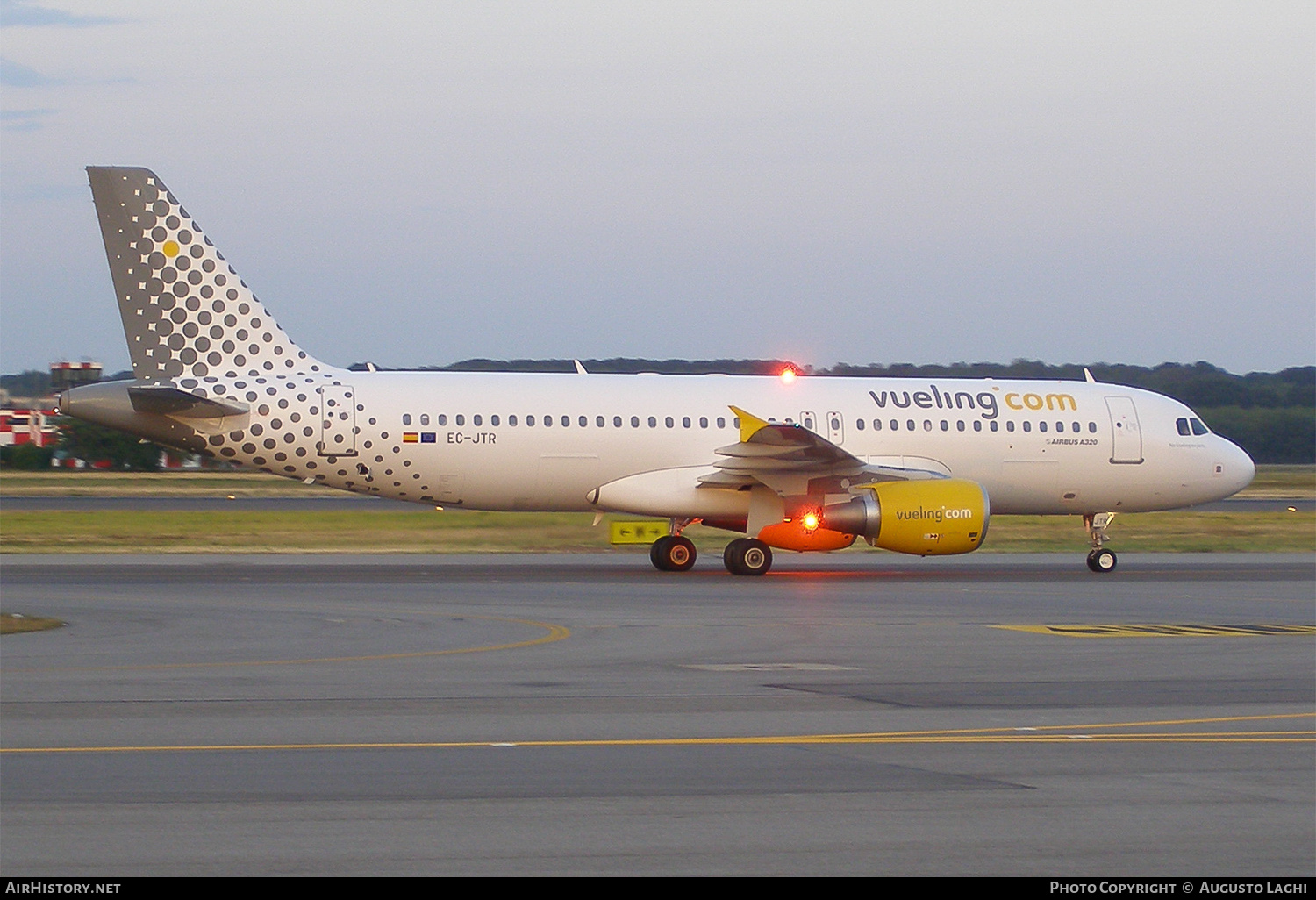Aircraft Photo of EC-JTR | Airbus A320-214 | Vueling Airlines | AirHistory.net #870687