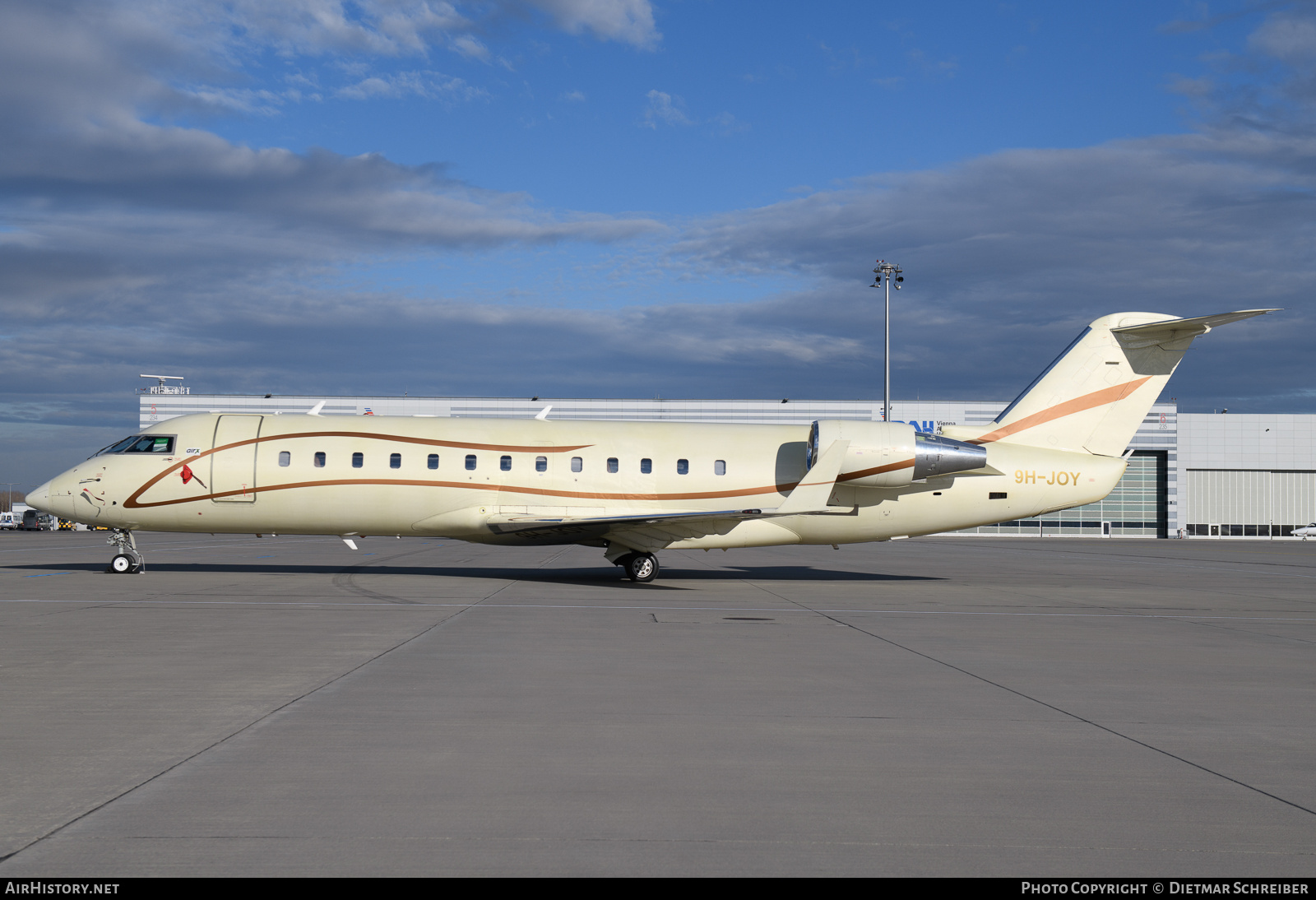 Aircraft Photo of 9H-JOY | Bombardier CRJ-200ER (CL-600-2B19) | AirX Charter | AirHistory.net #870718