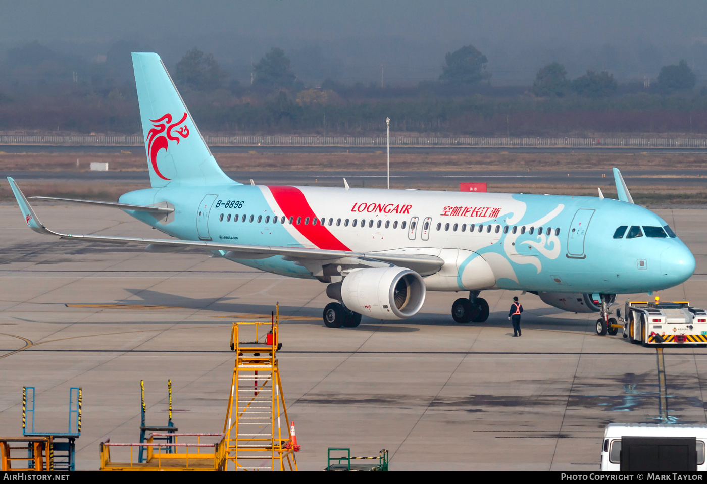 Aircraft Photo of B-8896 | Airbus A320-214 | Loong Air | AirHistory.net #870838