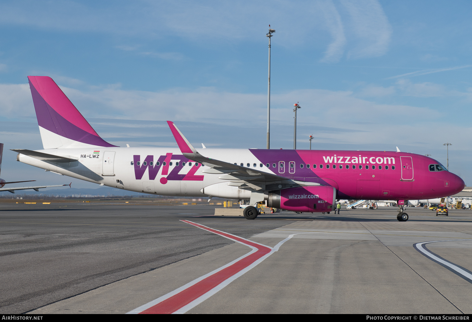 Aircraft Photo of HA-LWZ | Airbus A320-232 | Wizz Air | AirHistory.net #870859