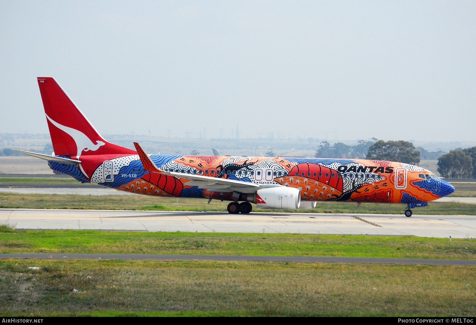 Aircraft Photo of VH-VXB | Boeing 737-838 | Qantas | AirHistory.net #870889
