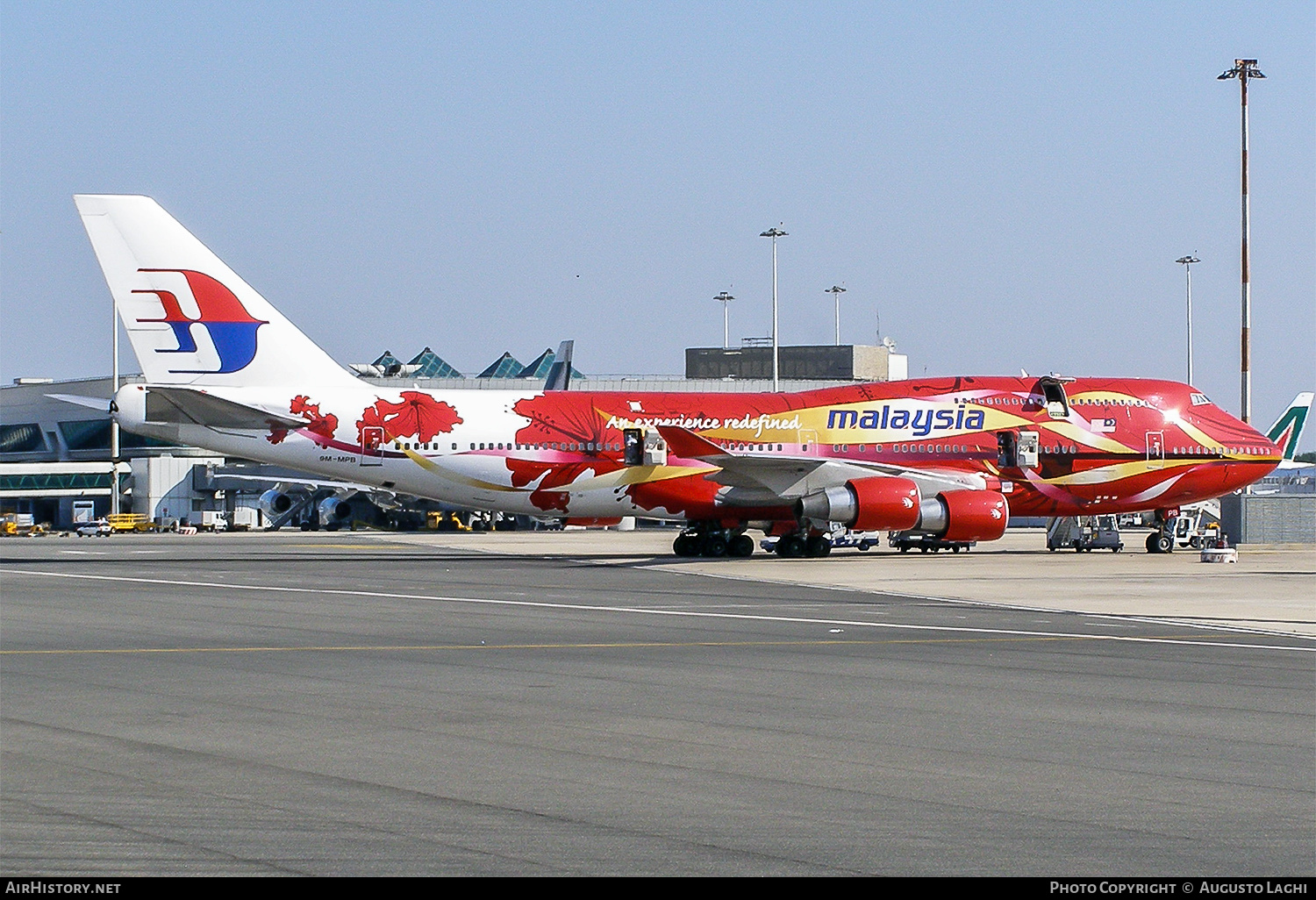 Aircraft Photo of 9M-MPB | Boeing 747-4H6 | Malaysia Airlines | AirHistory.net #870974