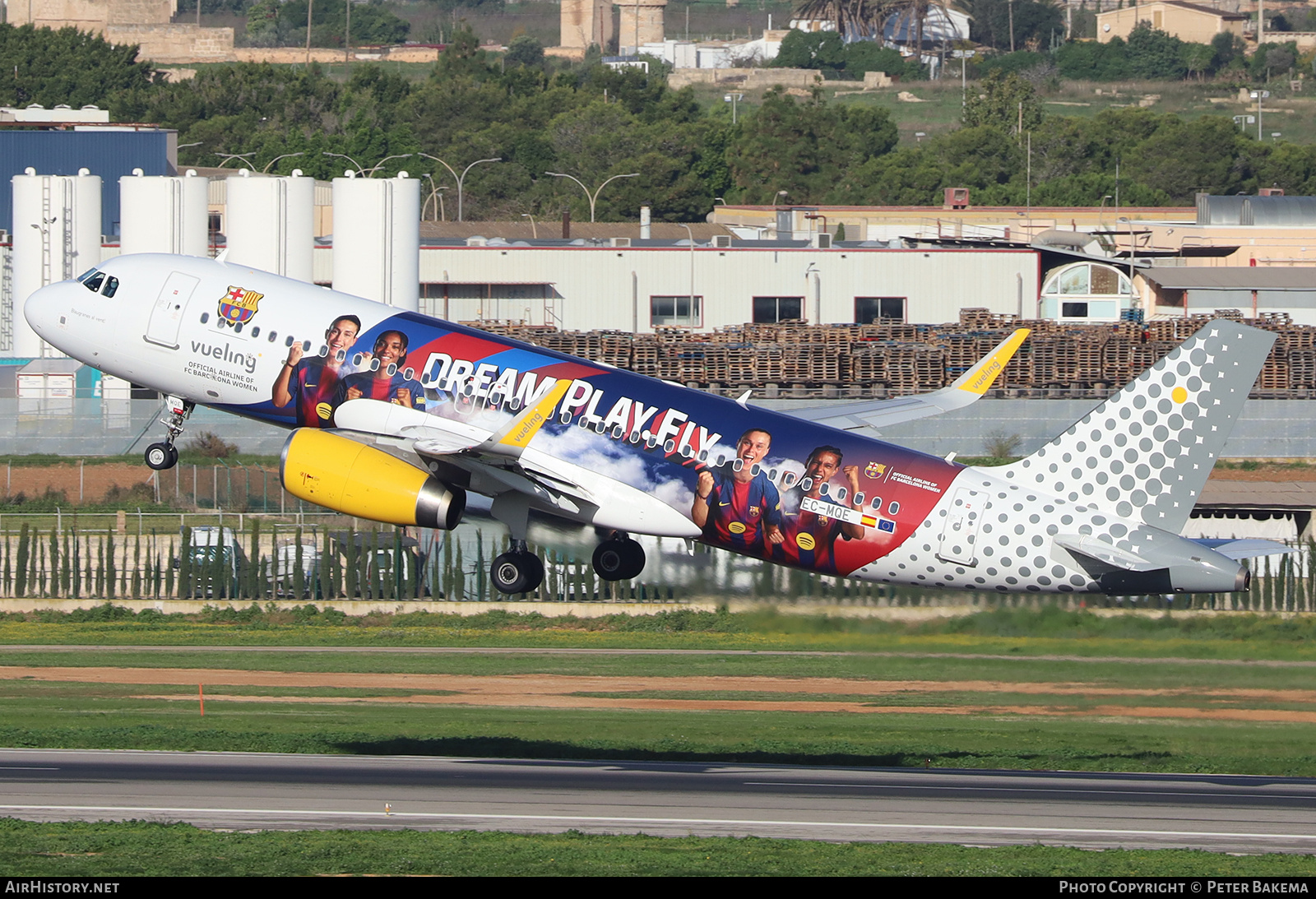 Aircraft Photo of EC-MQE | Airbus A320-232 | Vueling Airlines | AirHistory.net #870991