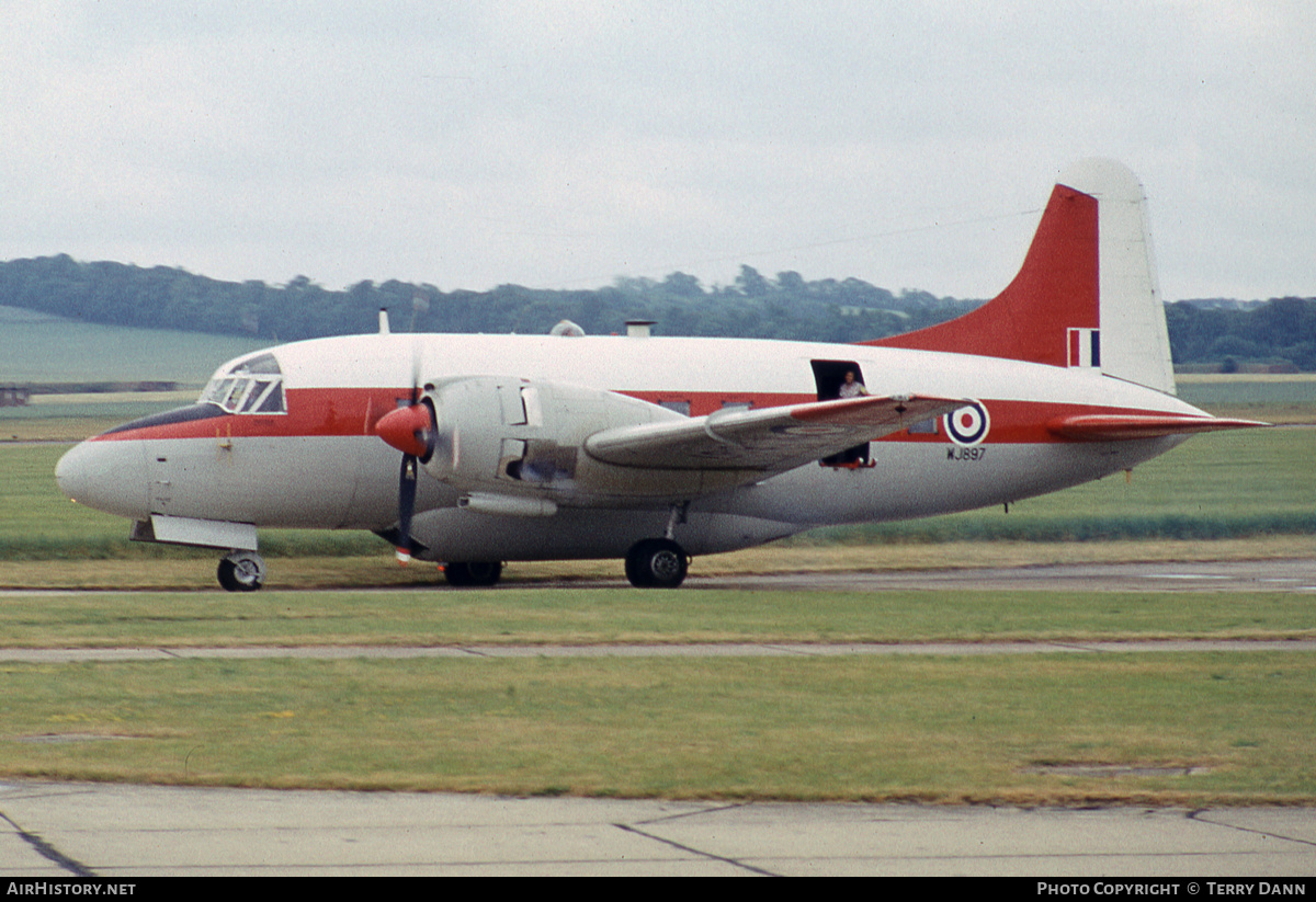 Aircraft Photo of G-BDFT / WJ897 | Vickers 668 Varsity T.1 | UK - Air Force | AirHistory.net #871043