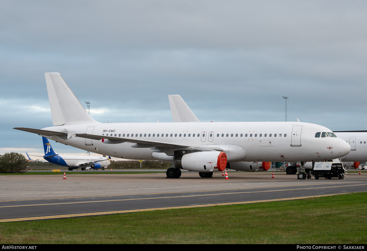 Aircraft Photo of 9H-SWC | Airbus A320-232 | Eurowings | AirHistory.net #871096