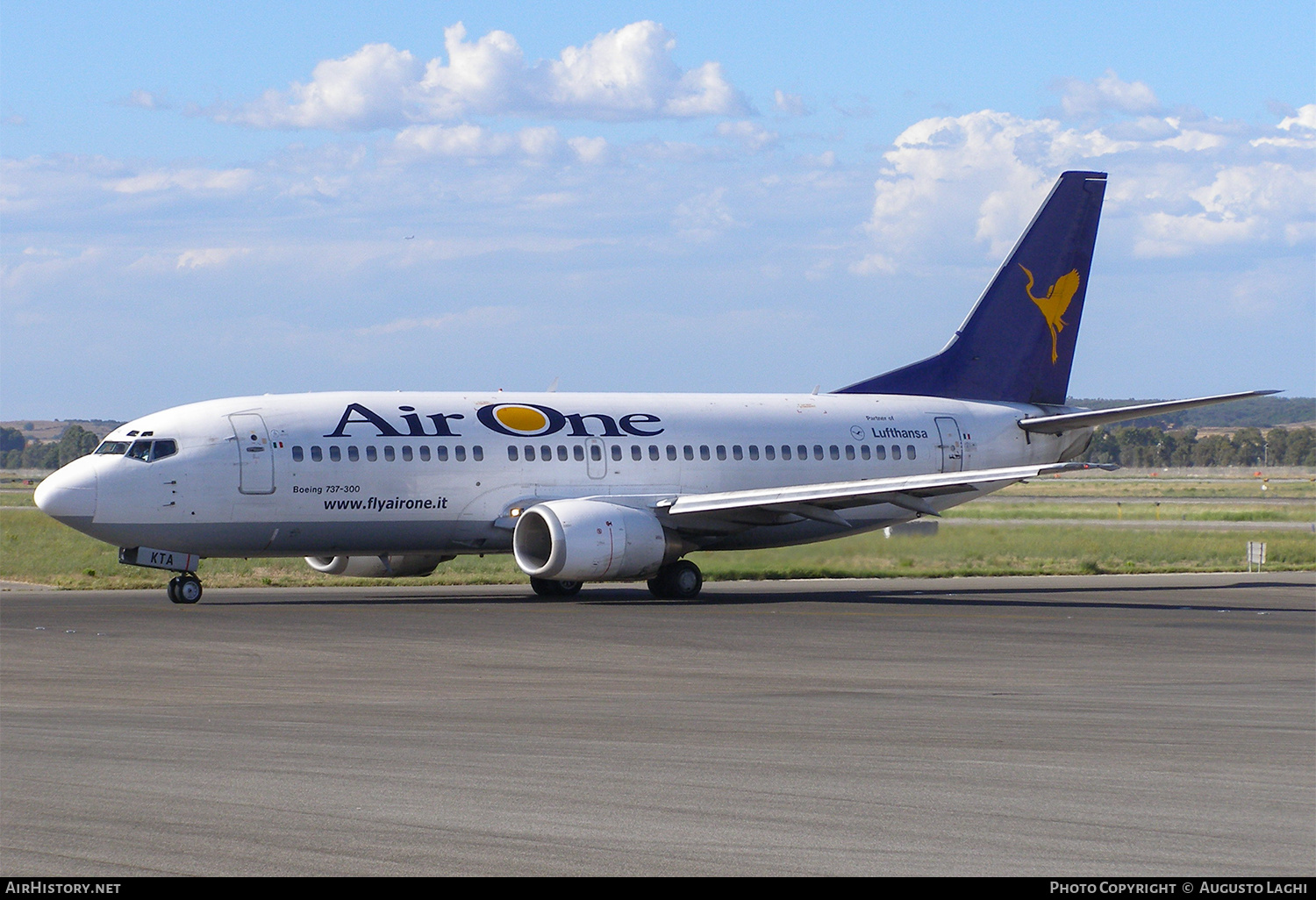 Aircraft Photo of F-GKTA | Boeing 737-3M8 | Air One | AirHistory.net #871117