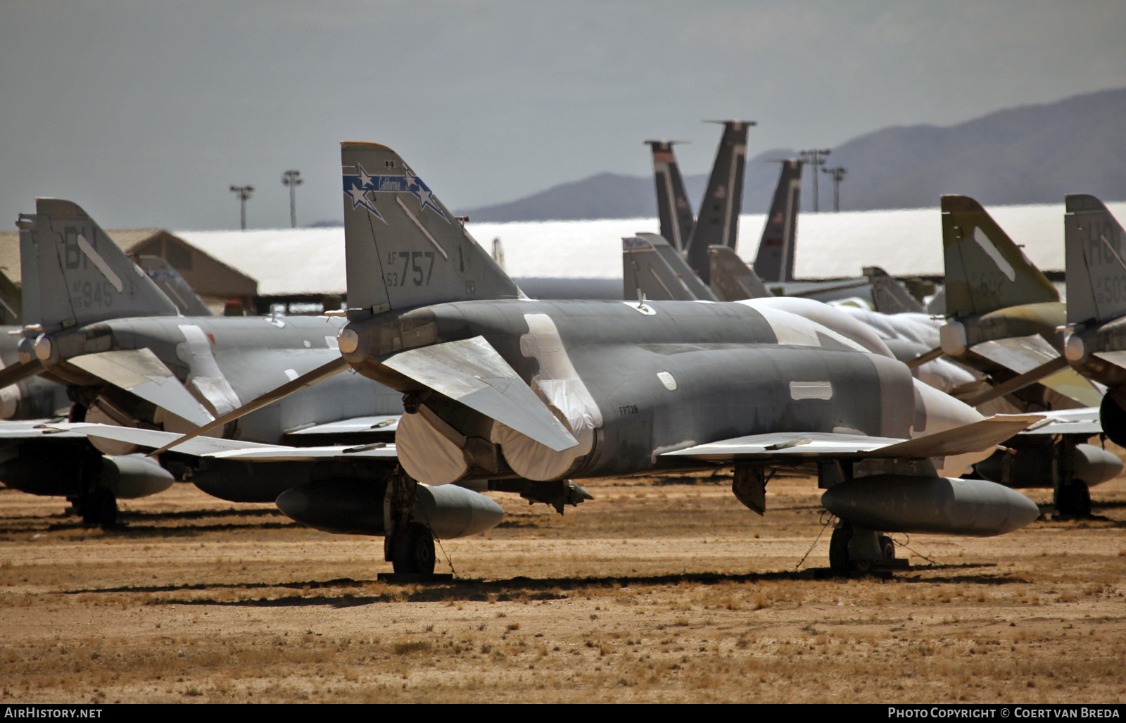 Aircraft Photo of 63-7757 / AF63-757 | McDonnell RF-4C Phantom II | USA - Air Force | AirHistory.net #871130