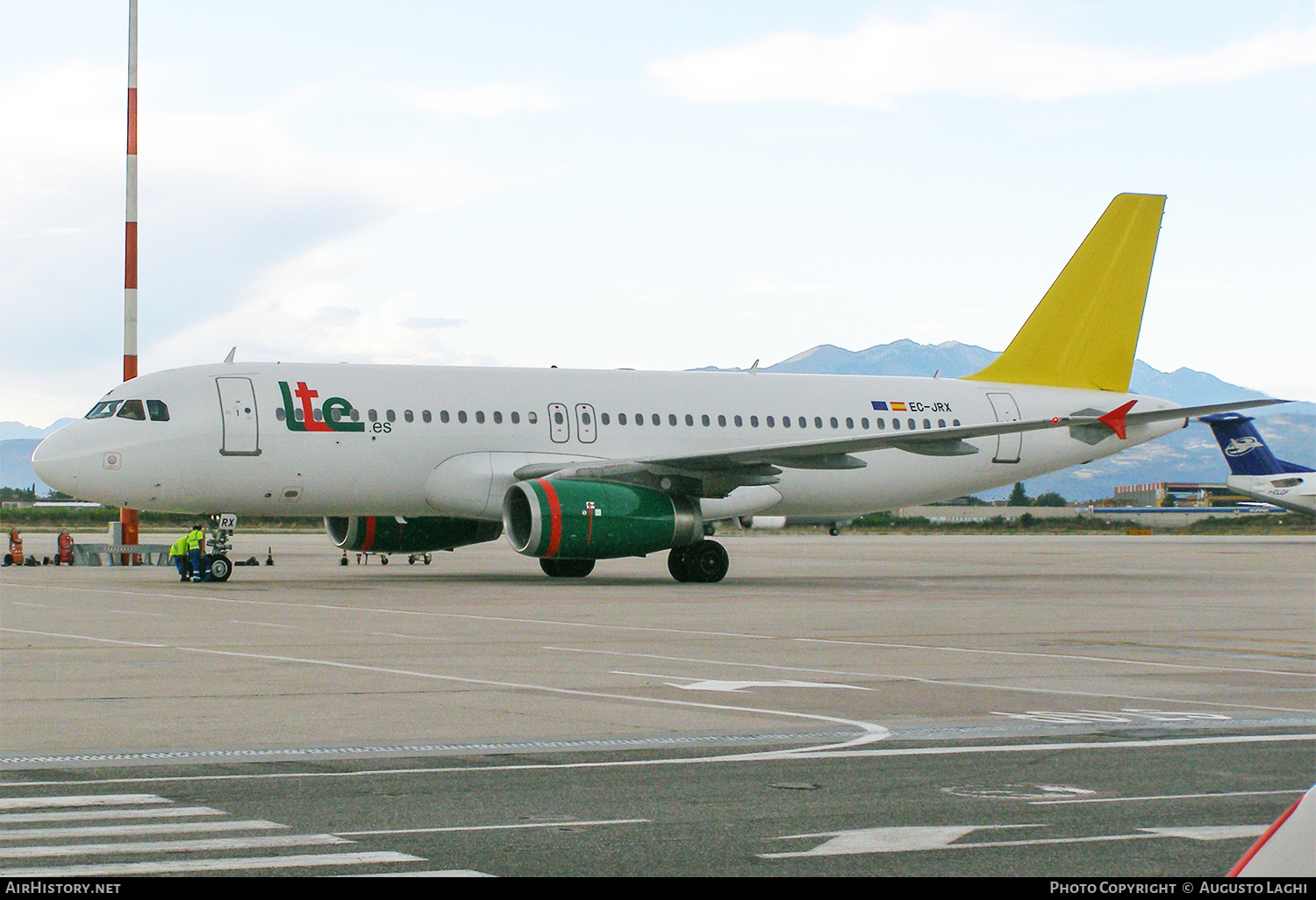 Aircraft Photo of EC-JRX | Airbus A320-232 | LTE International Airways | AirHistory.net #871197
