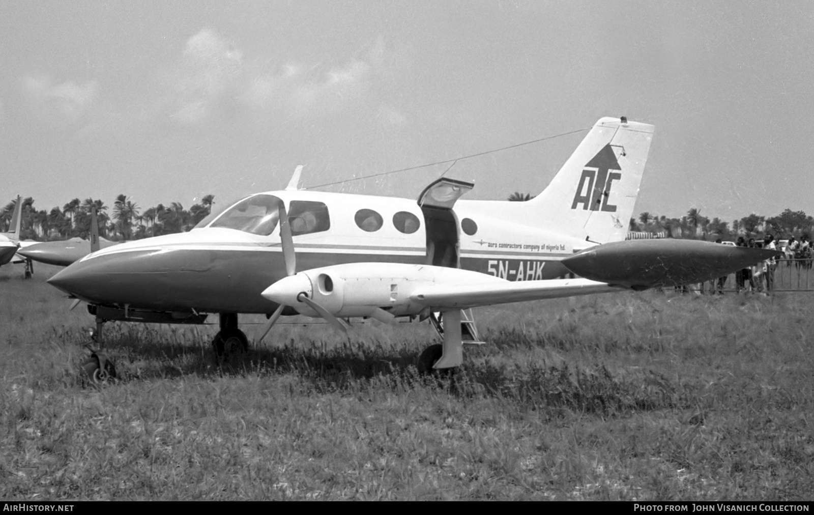Aircraft Photo of 5N-AHK | Cessna 402 | Aero Contractors Company of Nigeria | AirHistory.net #871335