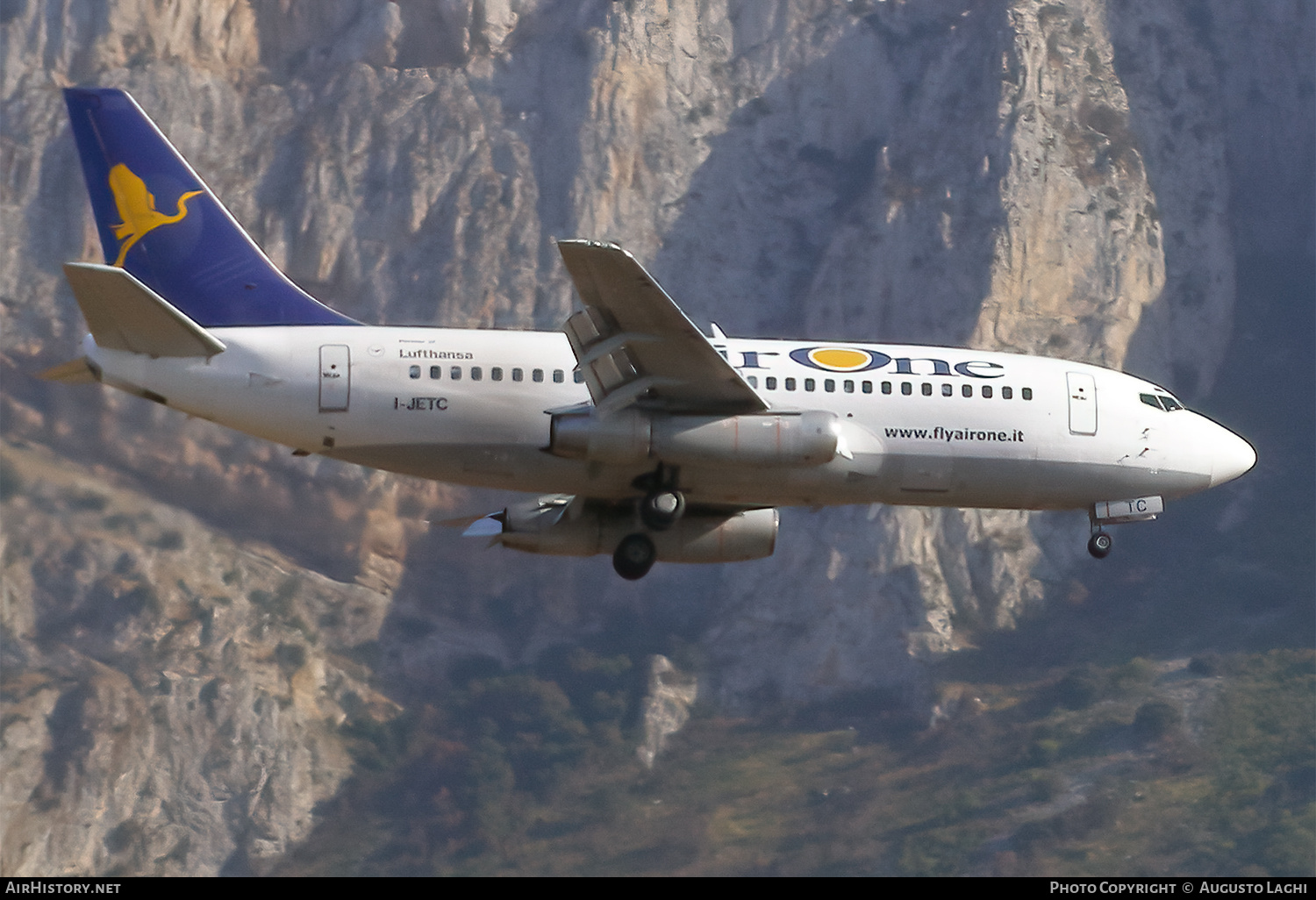 Aircraft Photo of I-JETC | Boeing 737-230/Adv | Air One | AirHistory.net #871392